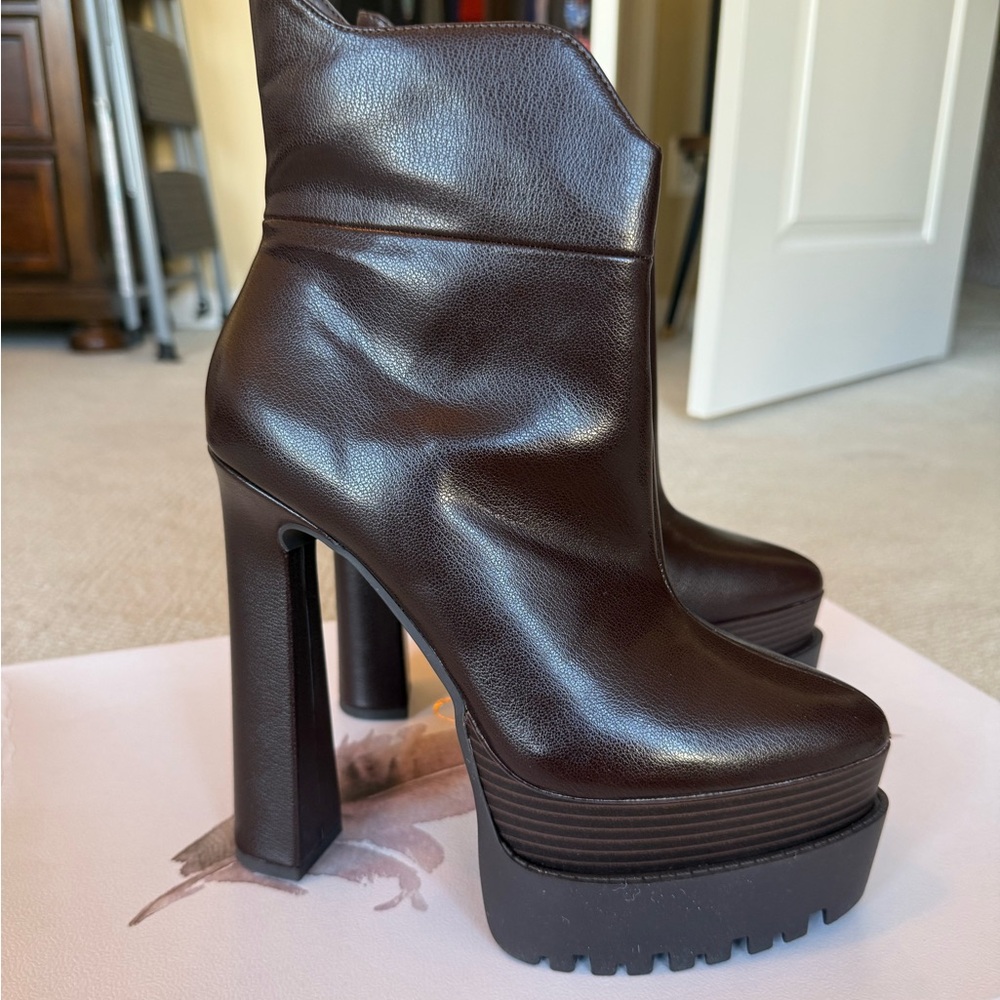Jessica Simpson Dark Brown Platform Ankle Boots